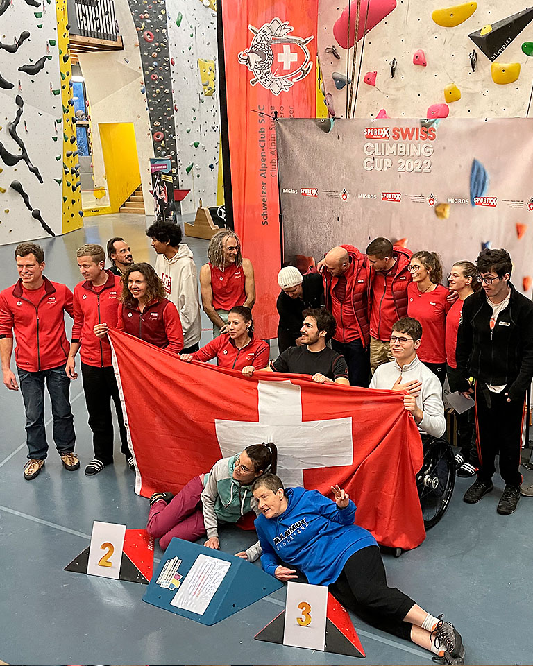 Actualité - Vitrine de l'atelier Argile - Fondation les Eglantines